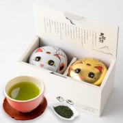 Zestaw 2 puszki z zieloną herbatą Shizuoka Tea Maneki Neko